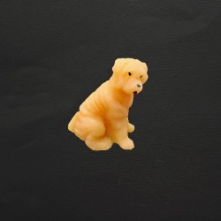 Figurine chien assis en cire d'abeille