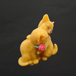 Figurine couple de chat et rose en cire d'abeille